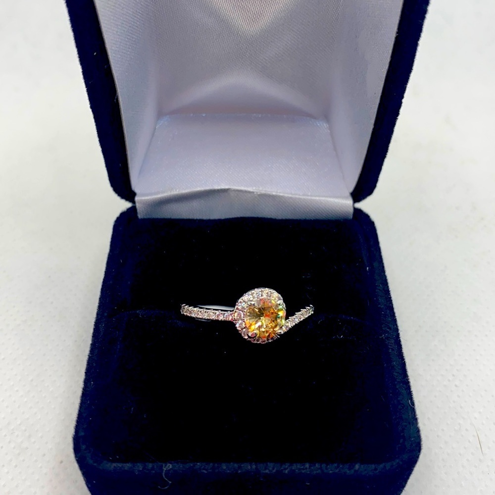 Morganite & white topaz sz 9 ring